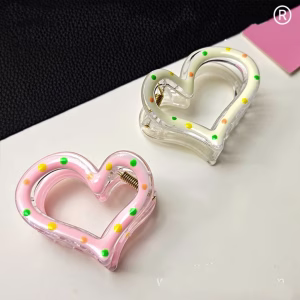 Pince a cheveux - petit coeur a pois