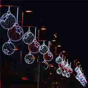 Lamppost Decorations